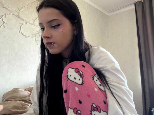 KarriVenture live cam on BongaCams