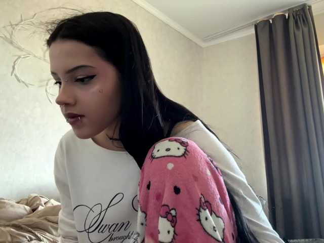 KarriVenture live cam on BongaCams