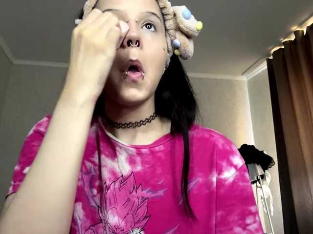 KarriVenture live cam on BongaCams