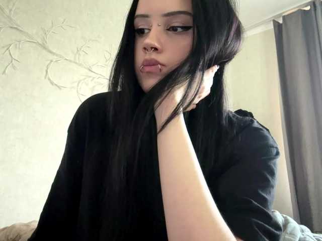 KarriVenture live cam on BongaCams