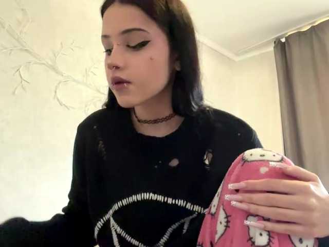 KarriVenture live cam on BongaCams