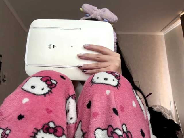 KarriVenture live cam on BongaCams