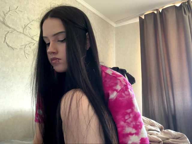 KarriVenture live cam on BongaCams