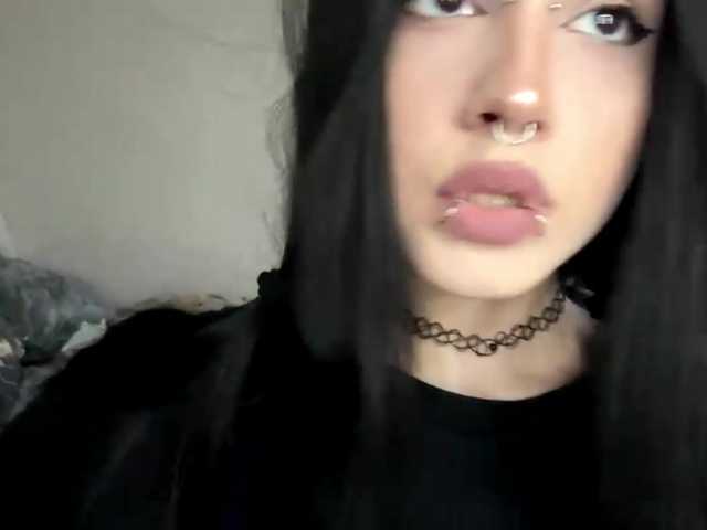 KarriVenture live cam on BongaCams
