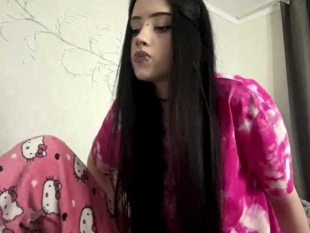 KarriVenture live cam on BongaCams