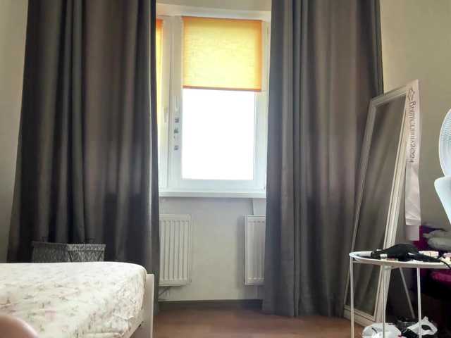 KarriVenture live cam on BongaCams