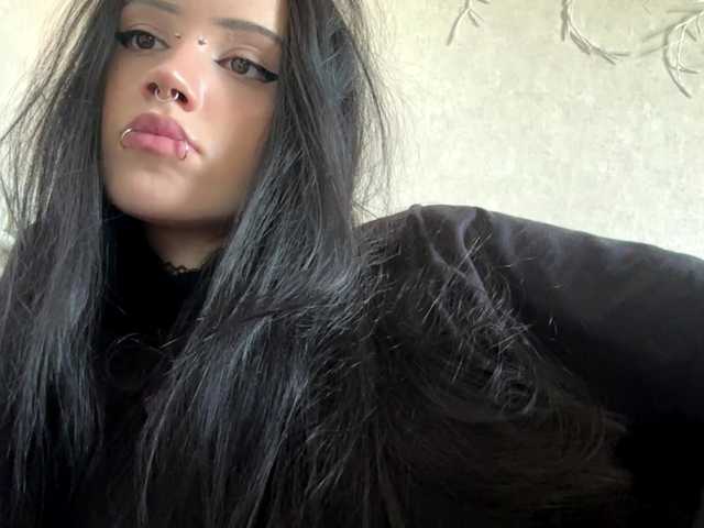 KarriVenture live cam on BongaCams