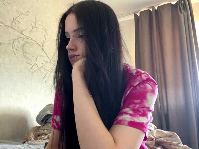 KarriVenture live cam on BongaCams