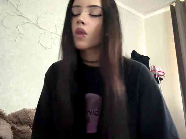 KarriVenture Live Webcam on BongaCams