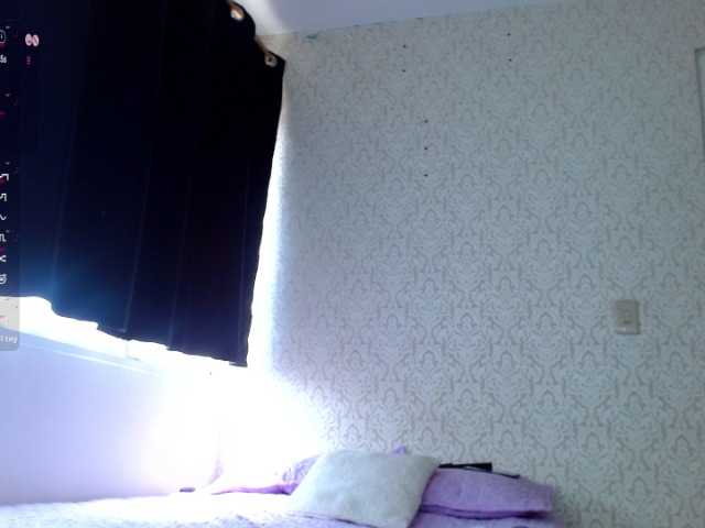 Annyrosse00 webcam