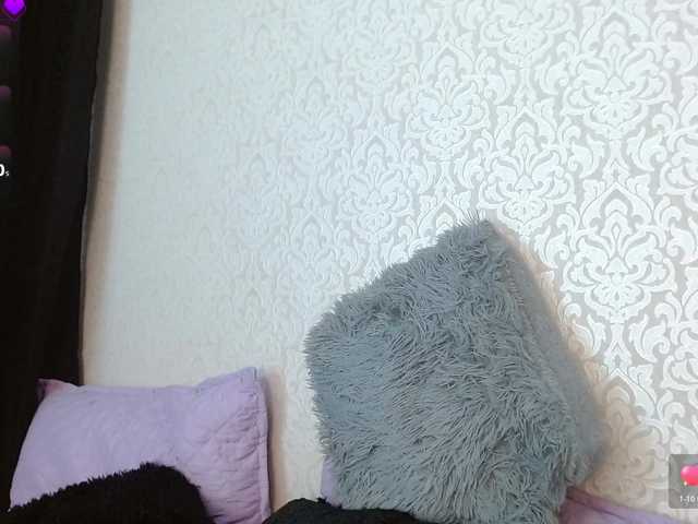 Annyrosse00 live cam on BongaCams