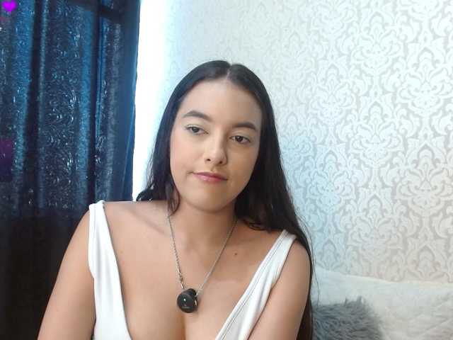 Annyrosse00 live webcam show