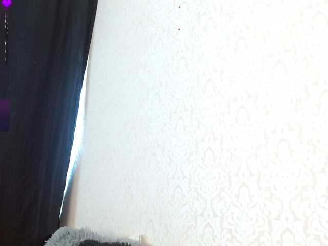 Annyrosse00 live webcam show