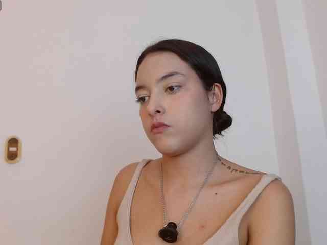 Annyrosse00 webcam