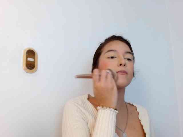Annyrosse00 Annyrosse00