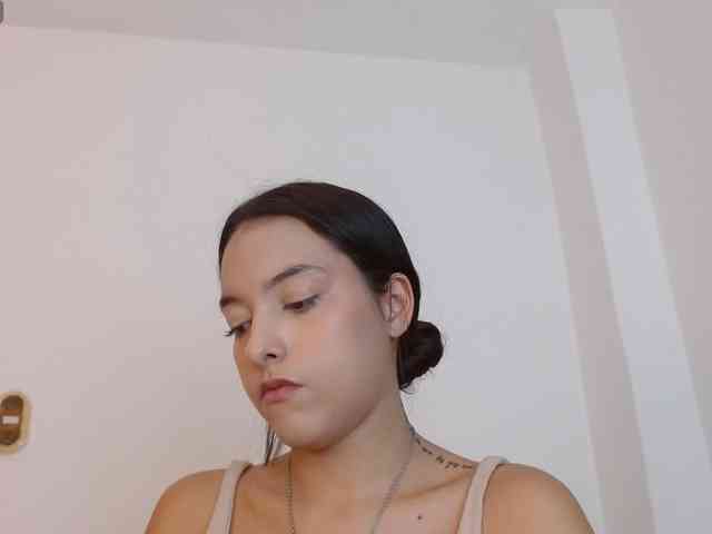 Annyrosse00 webcam