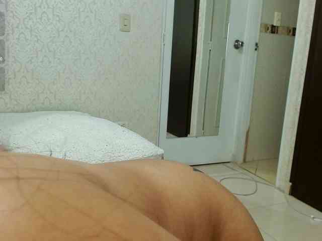 Annyrosse00 webcam