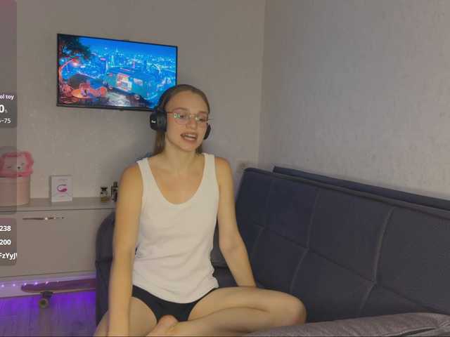 AmyYammy live cam on BongaCams