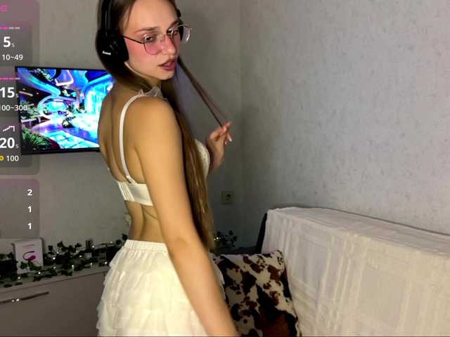 AmyYammy live cam on BongaCams