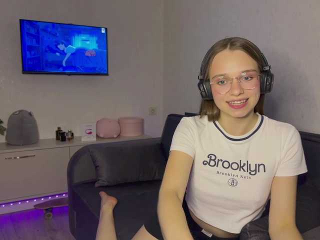 AmyYammy live cam on BongaCams