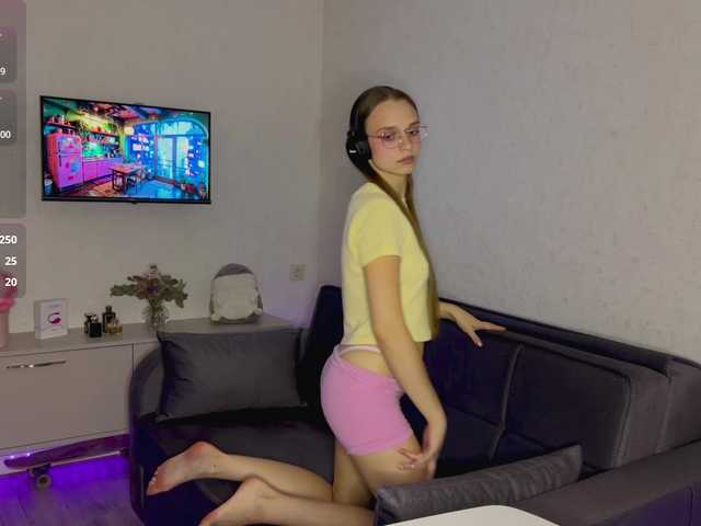 AmyYammy live cam on BongaCams