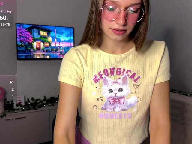 AmyYammy live cam on BongaCams