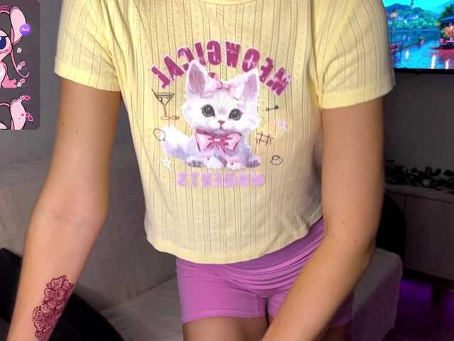 AmyYammy live cam on BongaCams