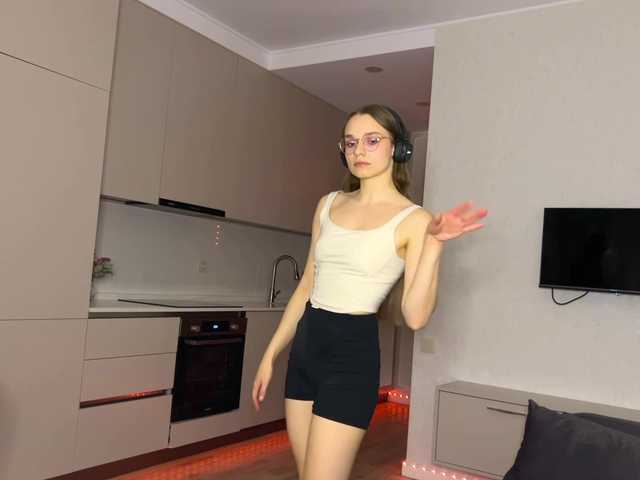 AmyYammy live cam on BongaCams
