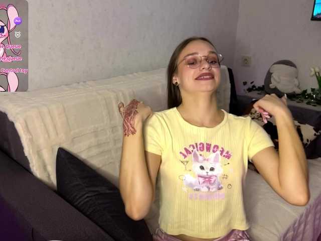 AmyYammy live cam on BongaCams