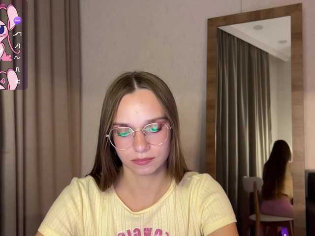 AmyYammy live cam on BongaCams