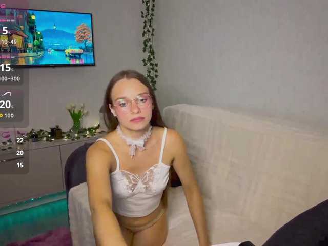 AmyYammy live cam on BongaCams
