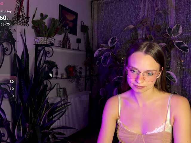 AmyYammy live cam on BongaCams