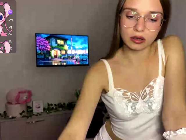 AmyYammy live cam on BongaCams