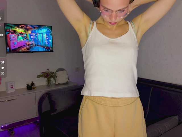 AmyYammy live cam on BongaCams