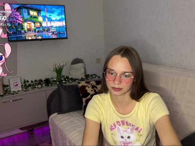 AmyYammy live cam on BongaCams