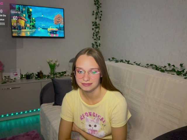 AmyYammy live cam on BongaCams