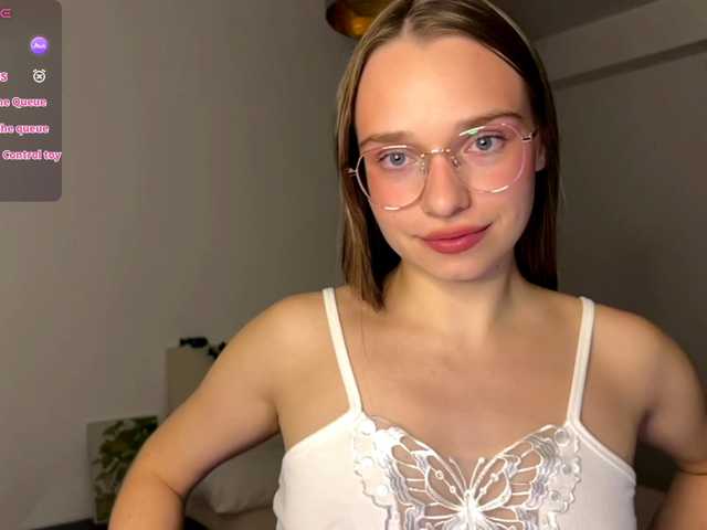AmyYammy live cam on BongaCams