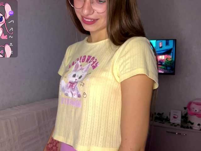 AmyYammy live cam on BongaCams