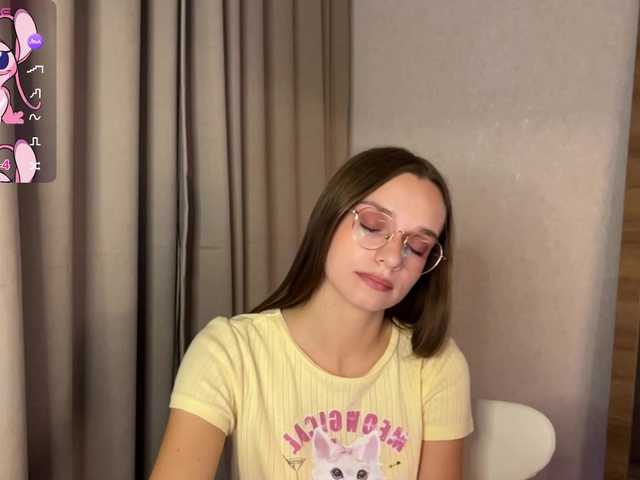 AmyYammy live cam on BongaCams