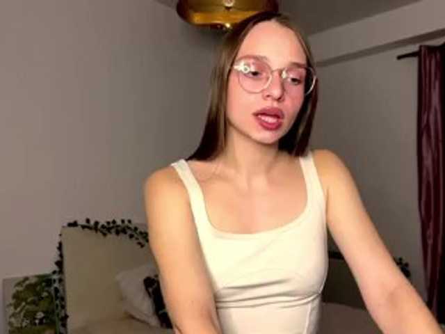 AmyYammy live cam on BongaCams