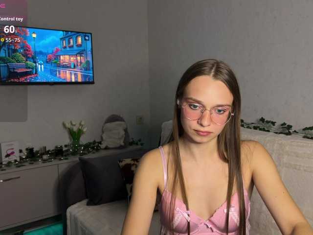 AmyYammy live cam on BongaCams