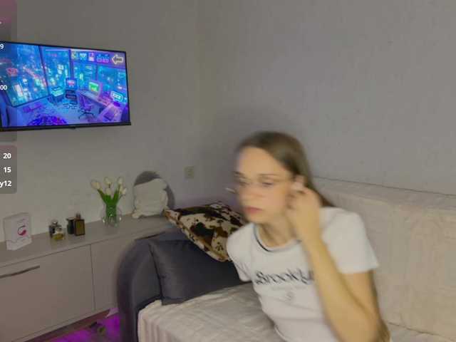 AmyYammy live cam on BongaCams