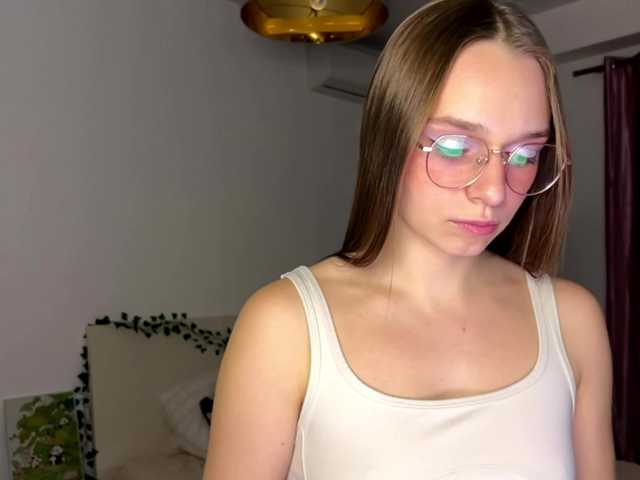AmyYammy live cam on BongaCams