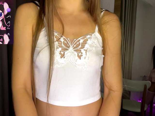 AmyYammy live cam on BongaCams