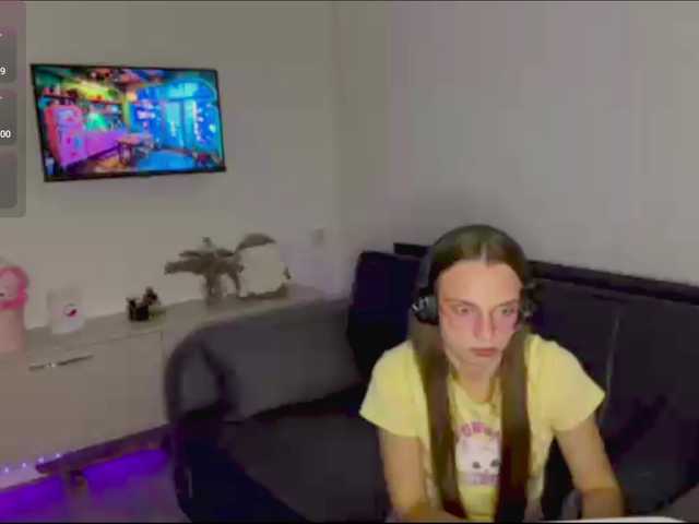 AmyYammy live cam on BongaCams