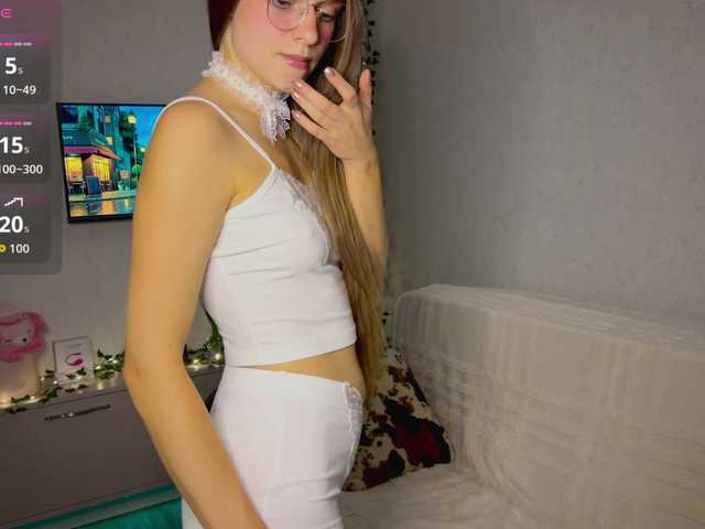 AmyYammy live cam on BongaCams