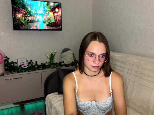 AmyYammy live cam on BongaCams