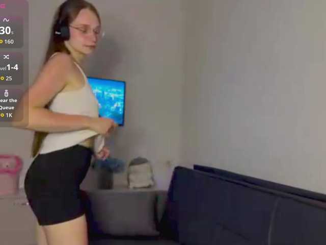 AmyYammy live cam on BongaCams