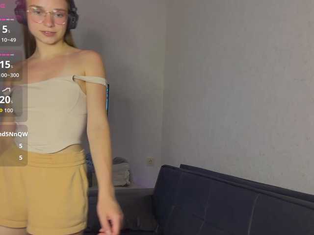 AmyYammy live cam on BongaCams