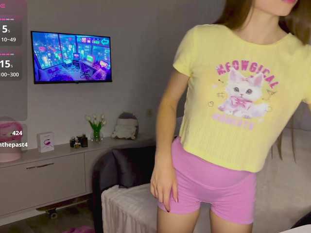 AmyYammy live cam on BongaCams